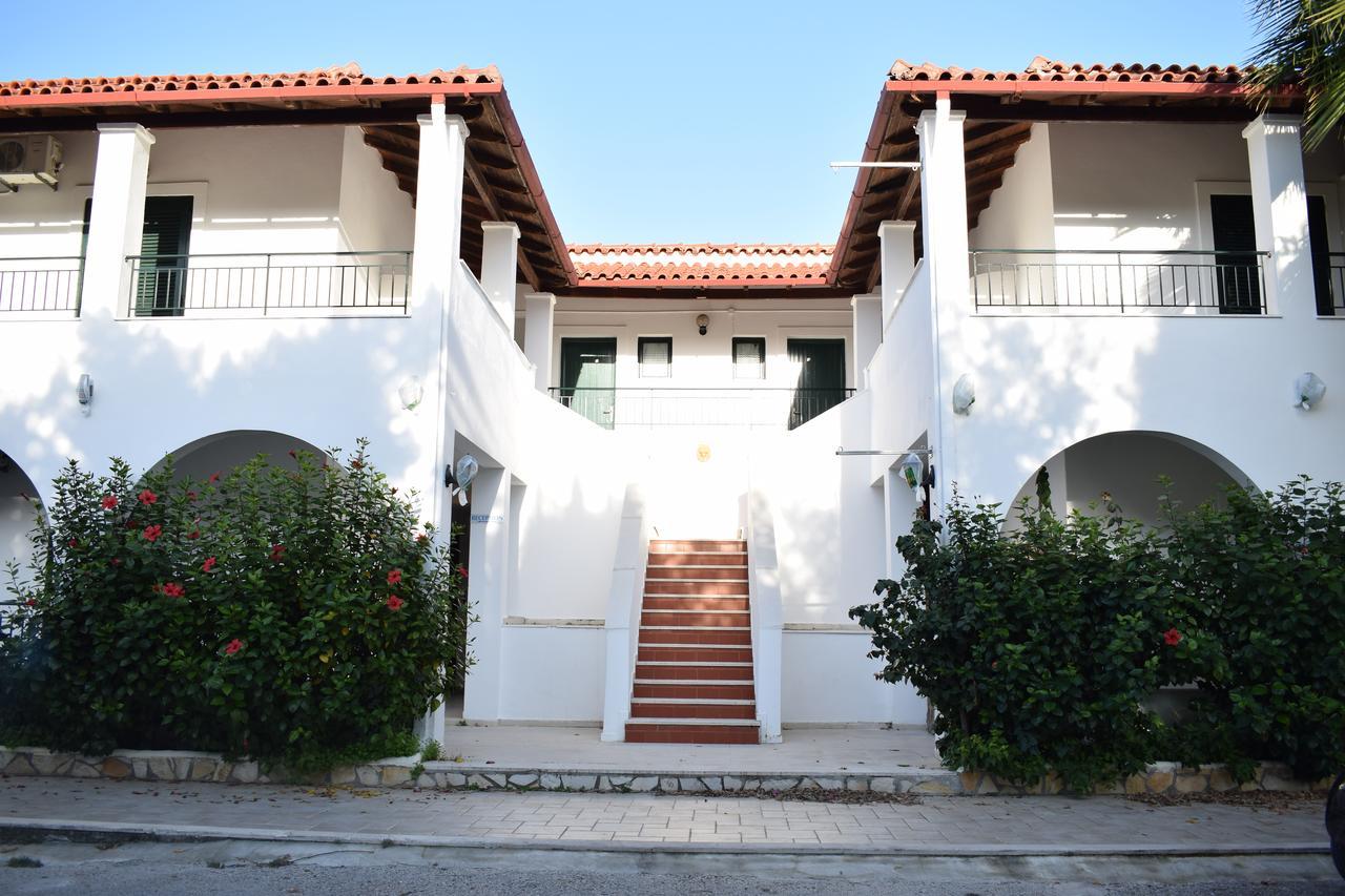 Akti Panela Beach Hotel Kavos Exterior photo